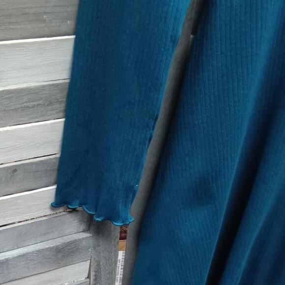 Girls' Long Sleeve Seam Front Fitted Dress | Art Class | Medium (8) - Picture 4 of 9